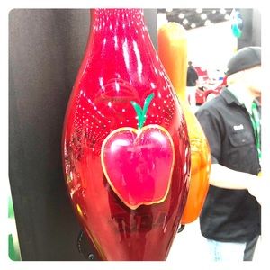 Meet your Posher, Veronica